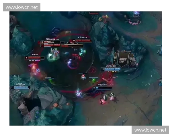 LOL帅哥解说带你激情回顾英雄联盟高光时刻燃爆全场